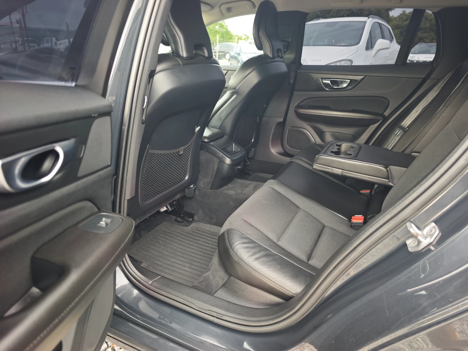Volvo V60 2.0D D3 | Mobile.bg � ����������� 8