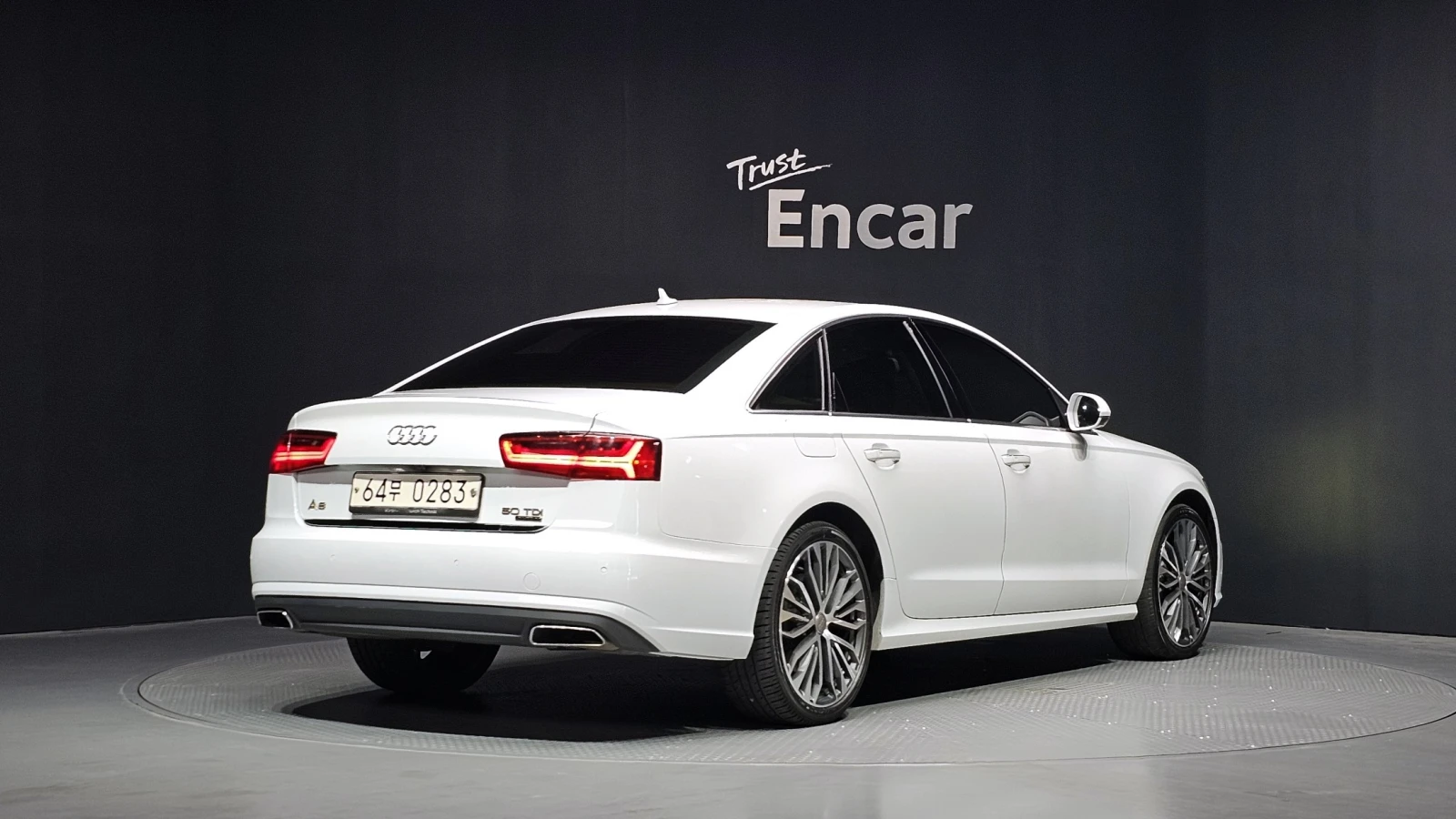 Audi A6 360* DIS* Massage* HeadUP* , снимка 2 - Автомобили и джипове - 55592563