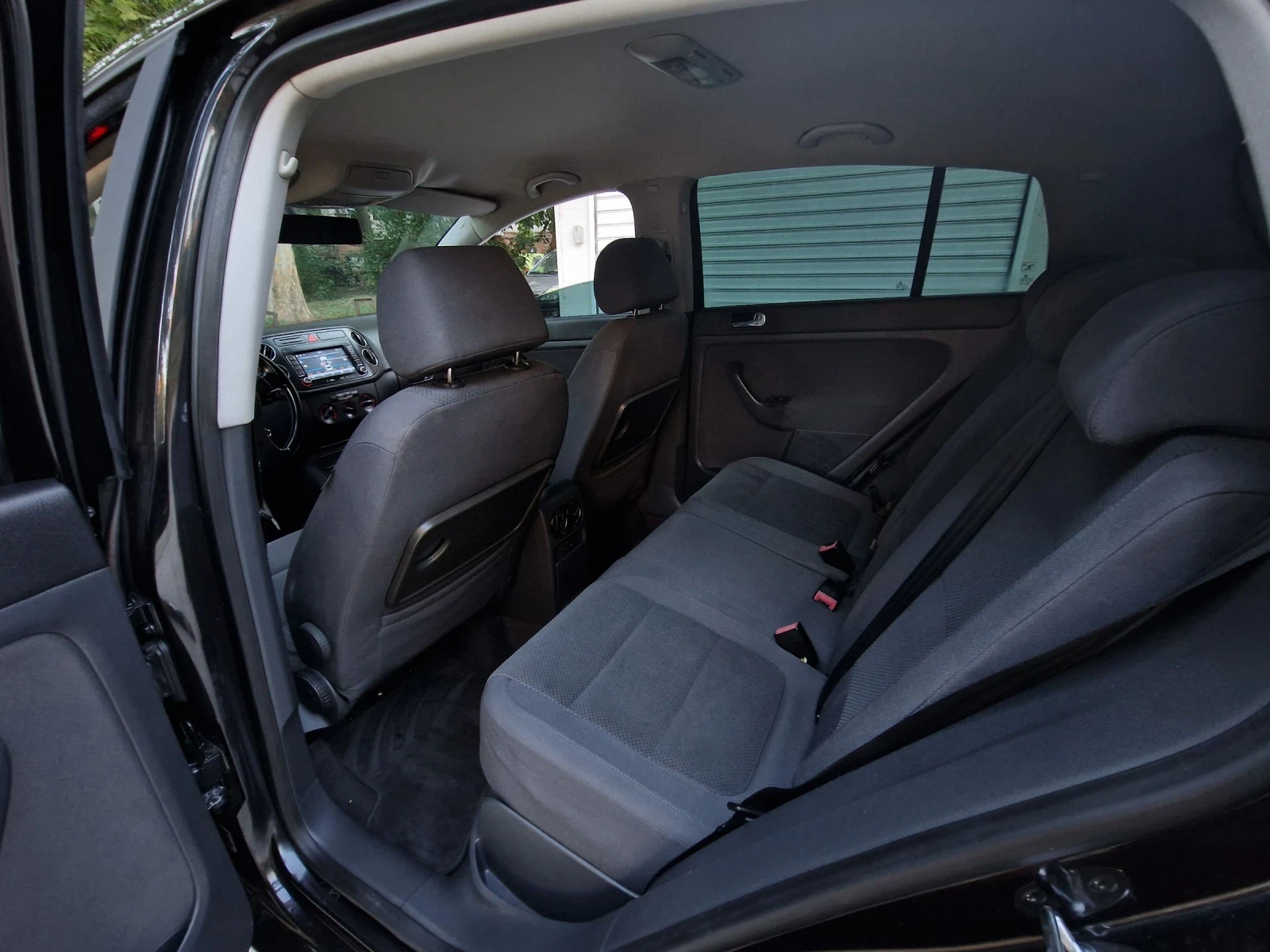 VW Golf 1.9TDI 105к.с., снимка 10 - Автомобили и джипове - 55602552