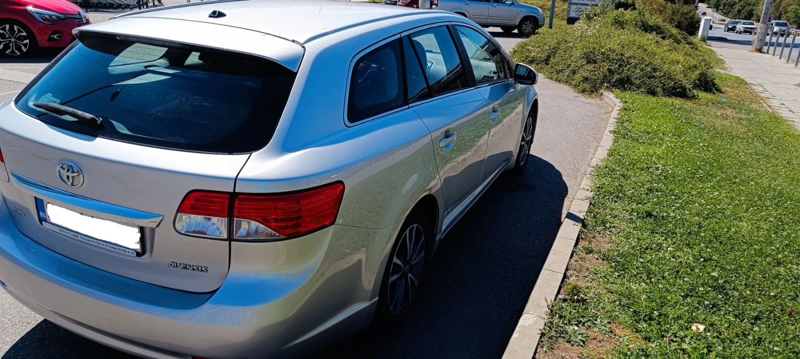 Toyota Avensis 1.8 Valvematic 147 к.с., снимка 9 - Автомобили и джипове - 55726885