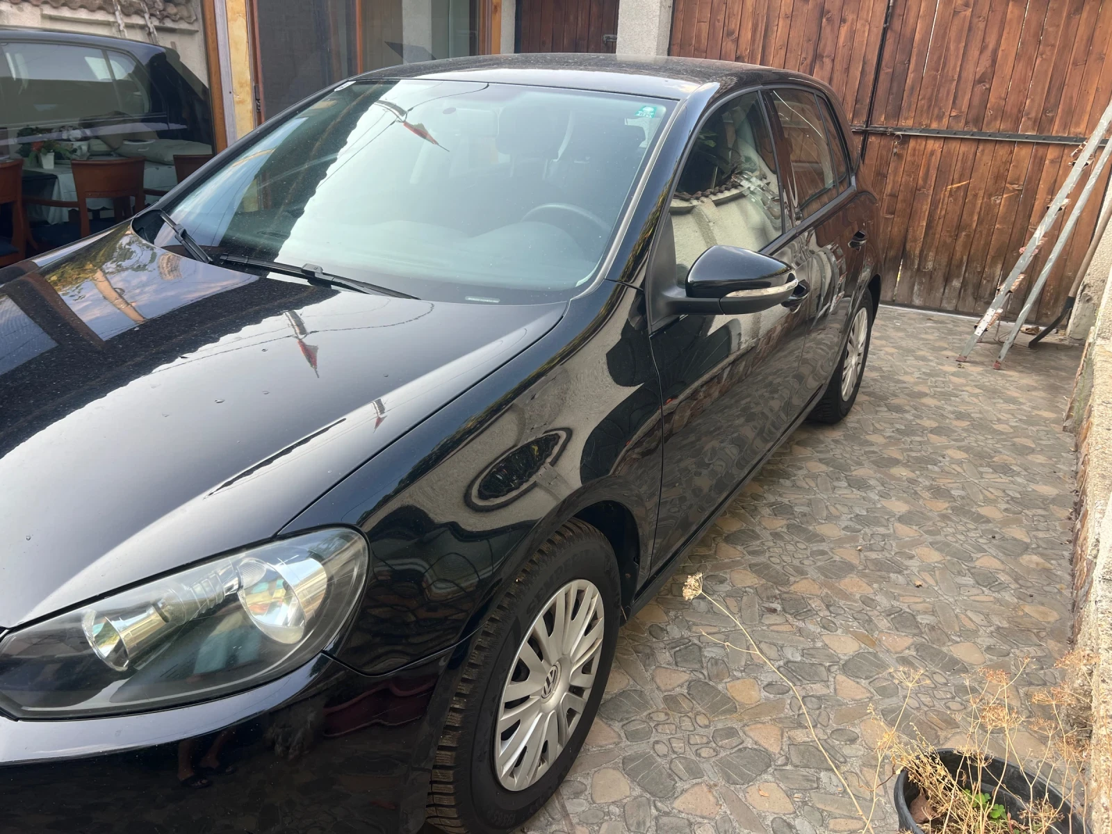 VW Golf 1.6 TDI  105 k.s, снимка 2 - Автомобили и джипове - 55936519