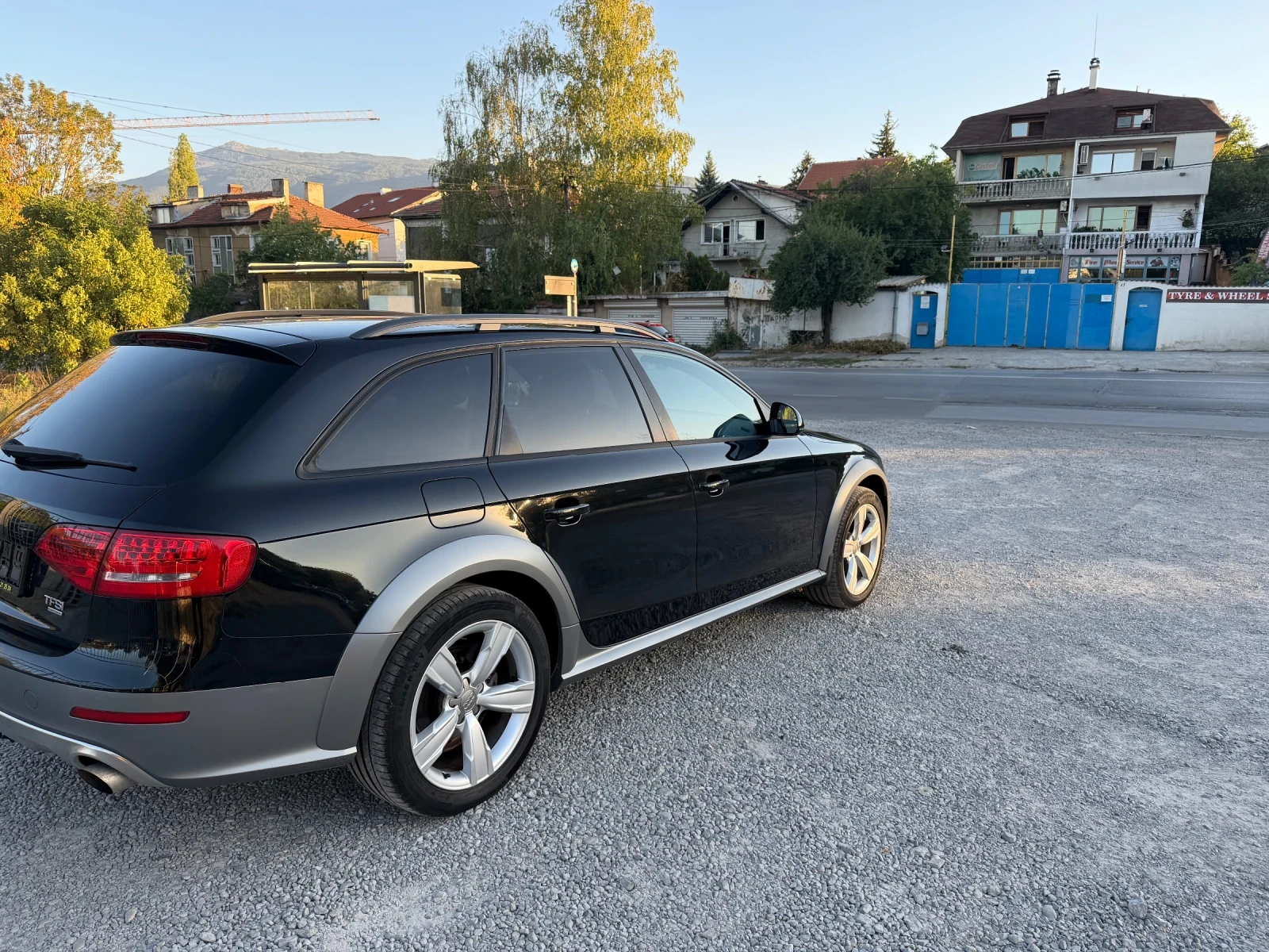 Audi A4 Allroad 2.0 BENZIN , 4X4 , АВТОМАТ , АЛКАНТАРА, ПОДГРЕВ, снимка 5 - Автомобили и джипове - 55993661