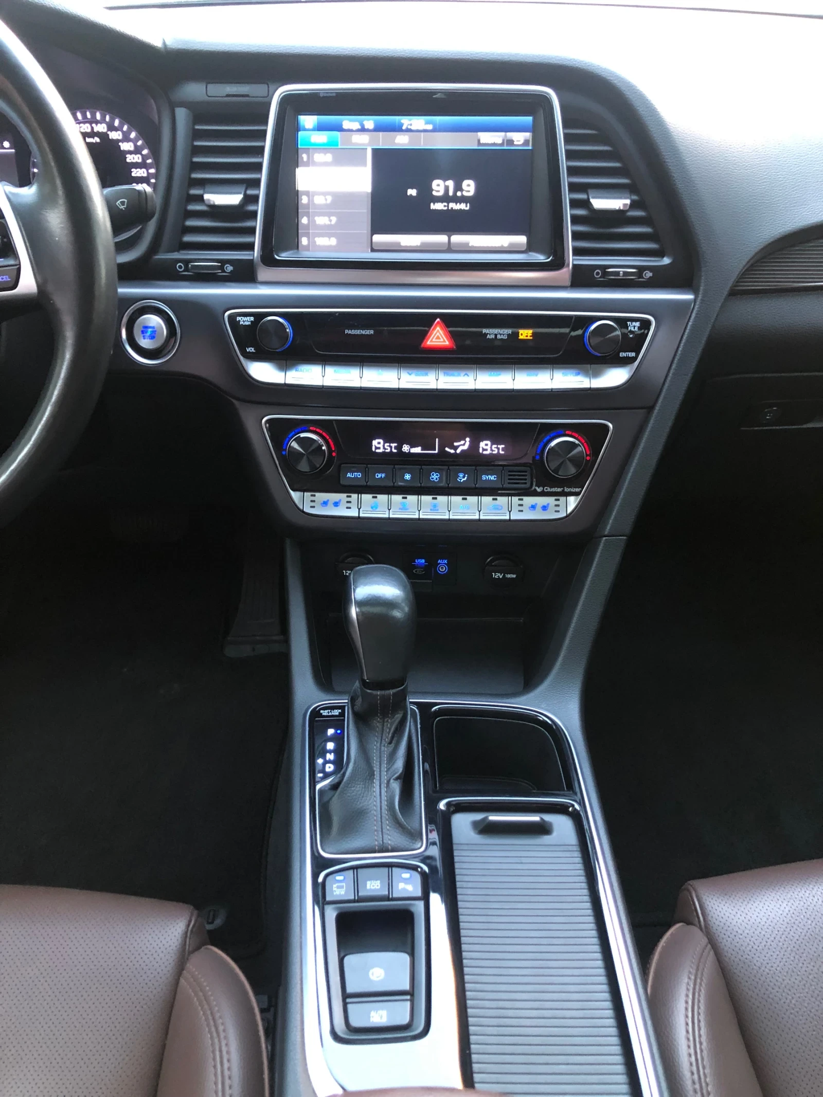 Hyundai Sonata Exclusive Plus-Всички екстри, снимка 14 - Автомобили и джипове - 56092010