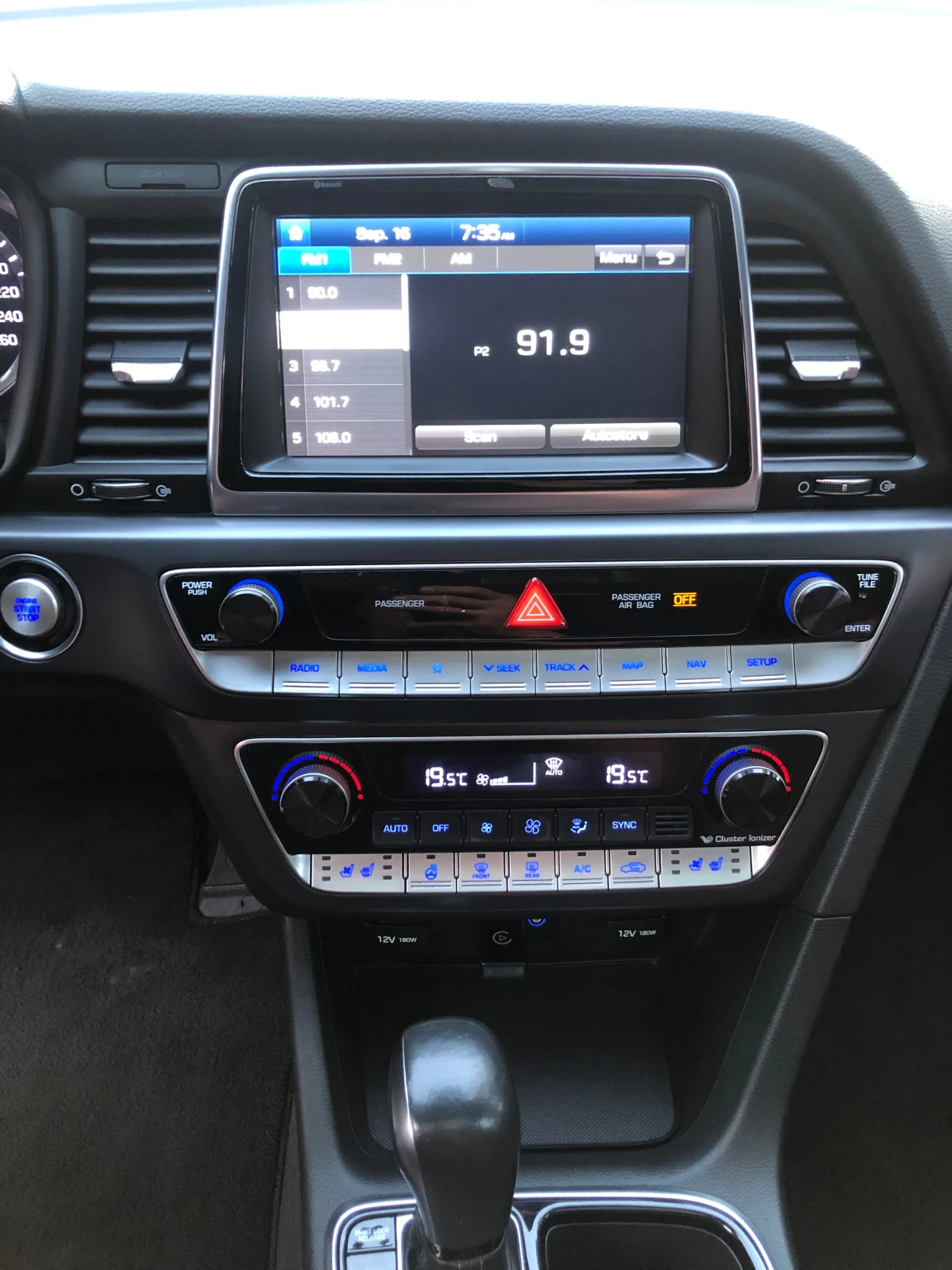 Hyundai Sonata Exclusive Plus-Всички екстри, снимка 15 - Автомобили и джипове - 56092010