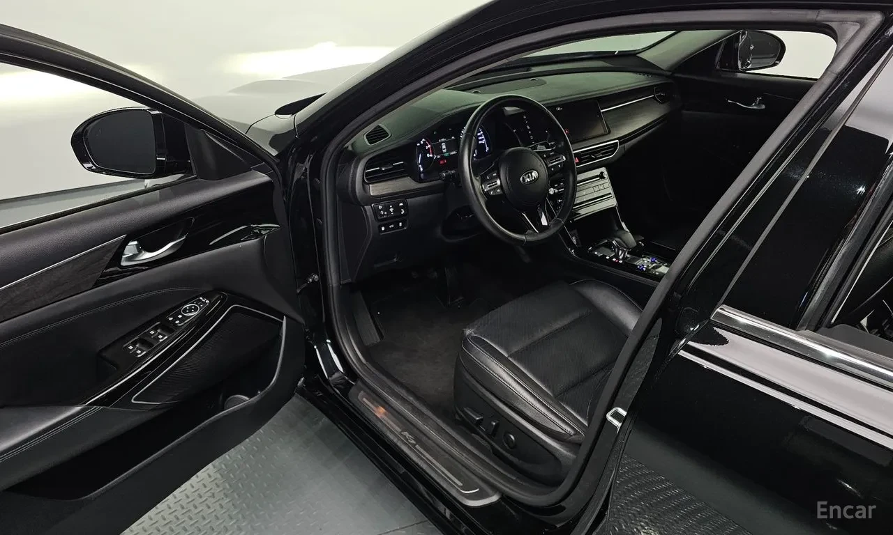 Kia K7 3.0* FULL* 360 КАМЕРИ* ДИСТРОНИК* КРАЙНА ЦЕНА* , снимка 5 - Автомобили и джипове - 56433809