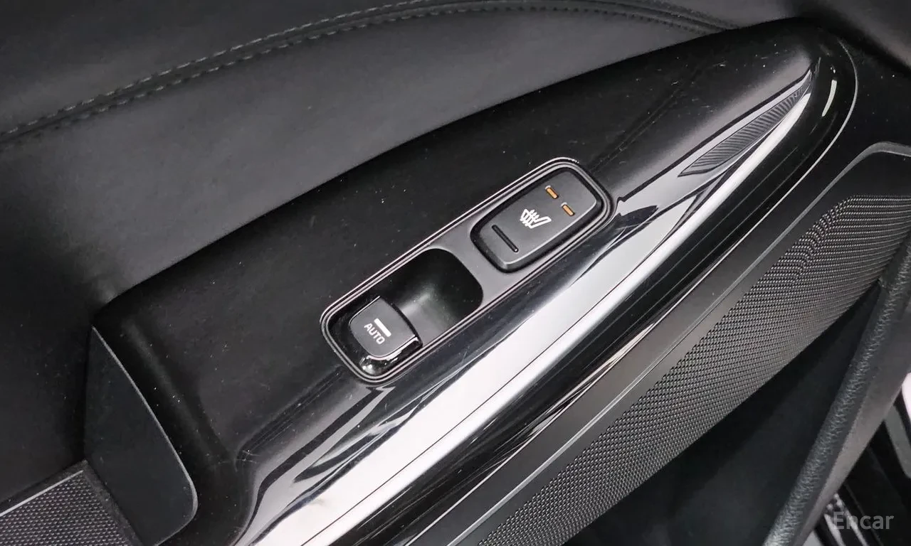 Kia K7 3.0* FULL* 360 КАМЕРИ* ДИСТРОНИК* КРАЙНА ЦЕНА* , снимка 14 - Автомобили и джипове - 56433809