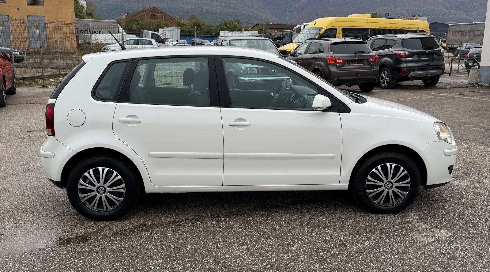 VW Polo 1.4i, снимка 8 - Автомобили и джипове - 56732106