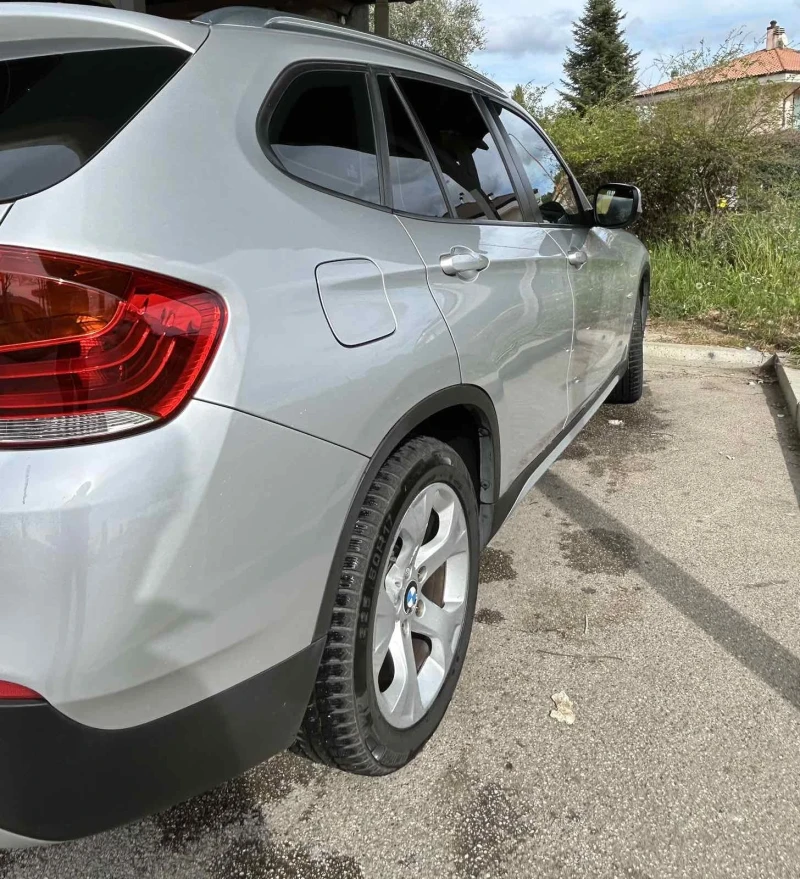 BMW X1, снимка 6 - Автомобили и джипове - 47331132