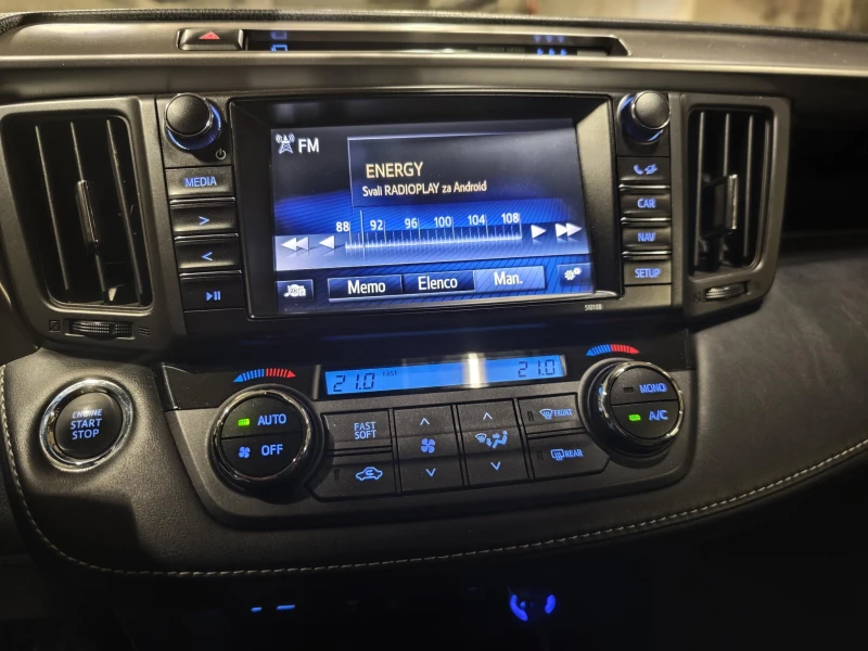 Toyota Rav4 2.0, снимка 11 - Автомобили и джипове - 52473373