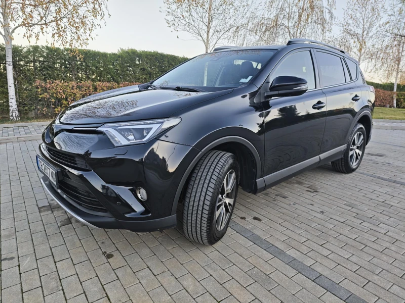 Toyota Rav4 2.0, снимка 2 - Автомобили и джипове - 52473373