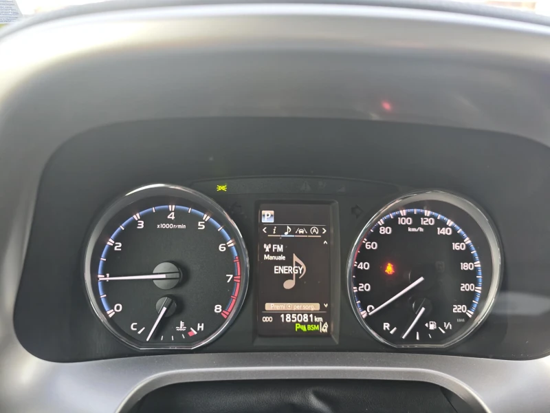 Toyota Rav4 2.0, снимка 6 - Автомобили и джипове - 52473373