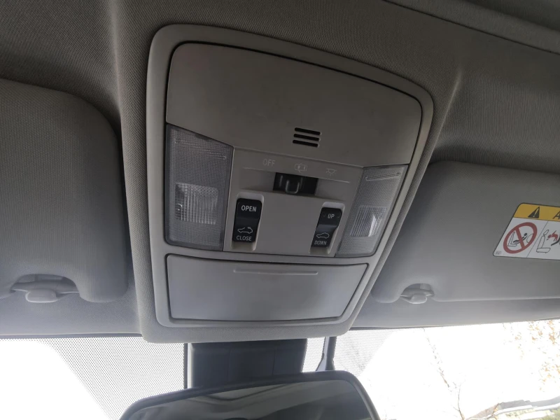 Toyota Rav4 2.0, снимка 10 - Автомобили и джипове - 52473373