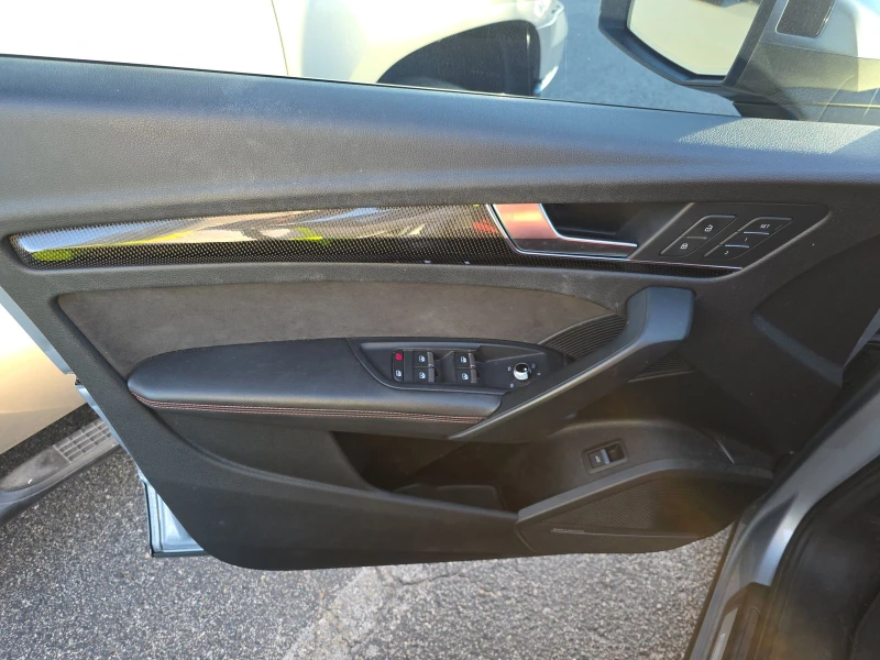 Audi SQ5 MATRIX* BANG* OLUFSEN* BLACK* OPTIC* 360КАМЕРА* ДИ, снимка 9 - Автомобили и джипове - 52699623