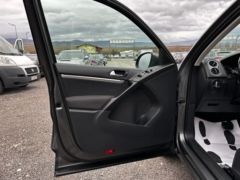 VW Tiguan 2.0TDi-4MOTION-HIGHLINE-DSG-NEW-TOP, снимка 7 - Автомобили и джипове - 53024268