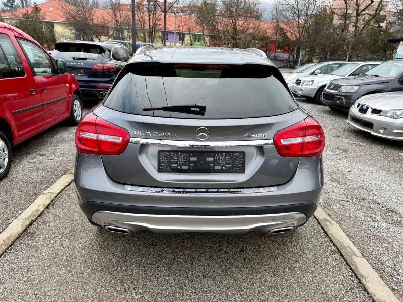 Mercedes-Benz GLA 220 4Matic 🇨🇭, снимка 5 - Автомобили и джипове - 53380750