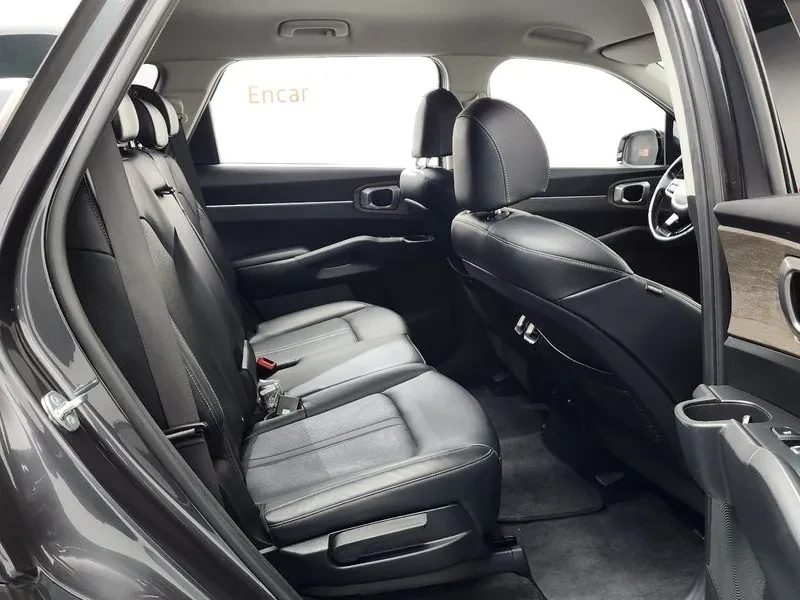 Kia Sorento 2.2 CRDI 4WD - САМО 30% АВАНС, снимка 12 - Автомобили и джипове - 56018262