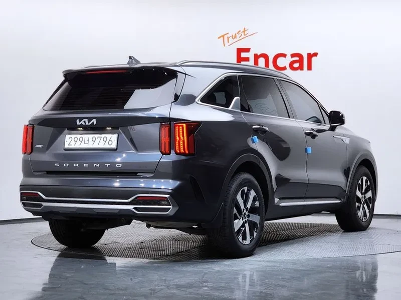 Kia Sorento 2.2 CRDI 4WD - САМО 30% АВАНС, снимка 2 - Автомобили и джипове - 56018262