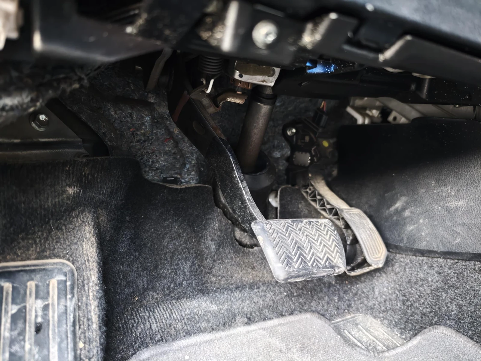 Toyota Rav4 2.0 - изображение 9