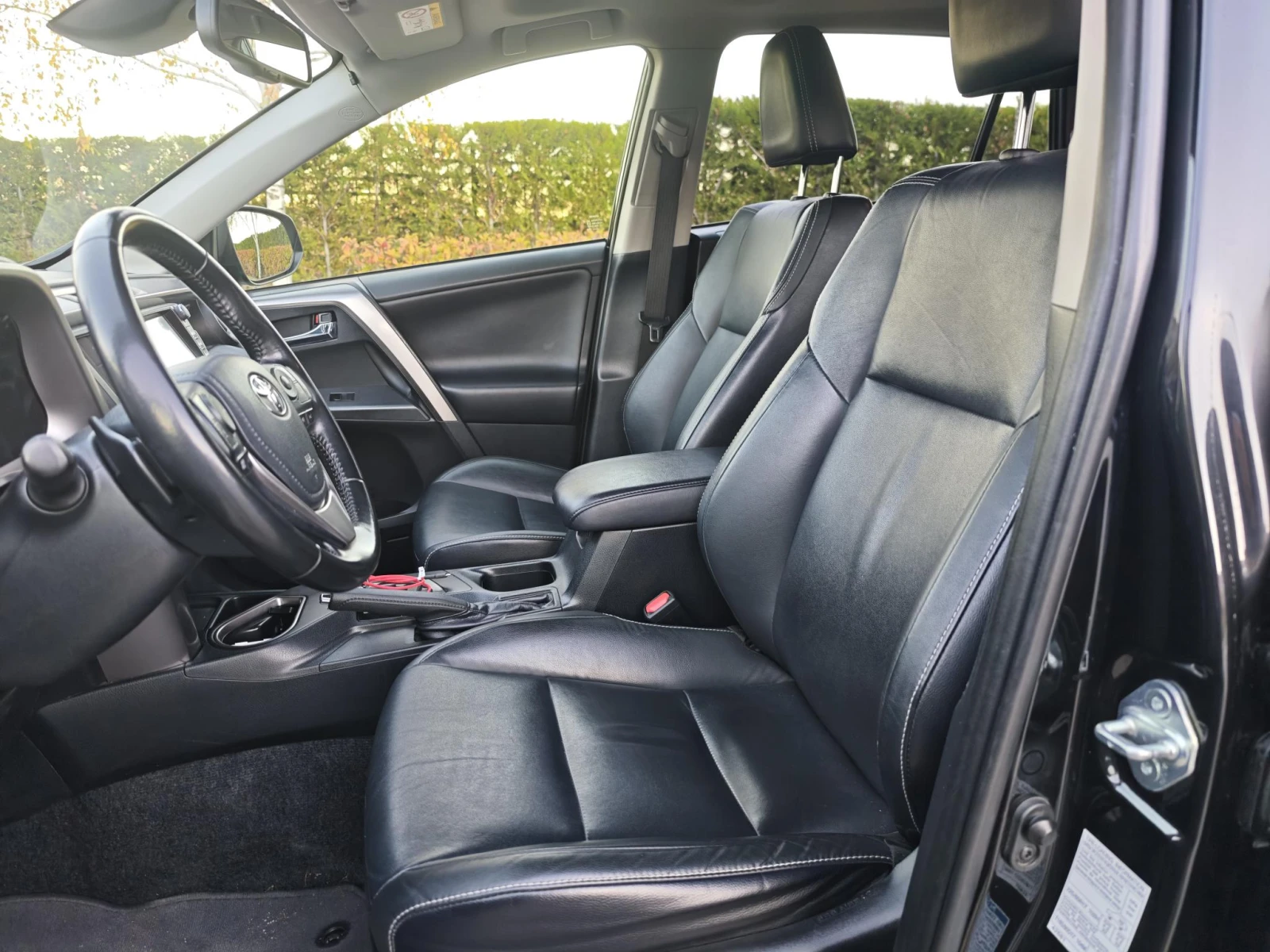 Toyota Rav4 2.0 - изображение 8