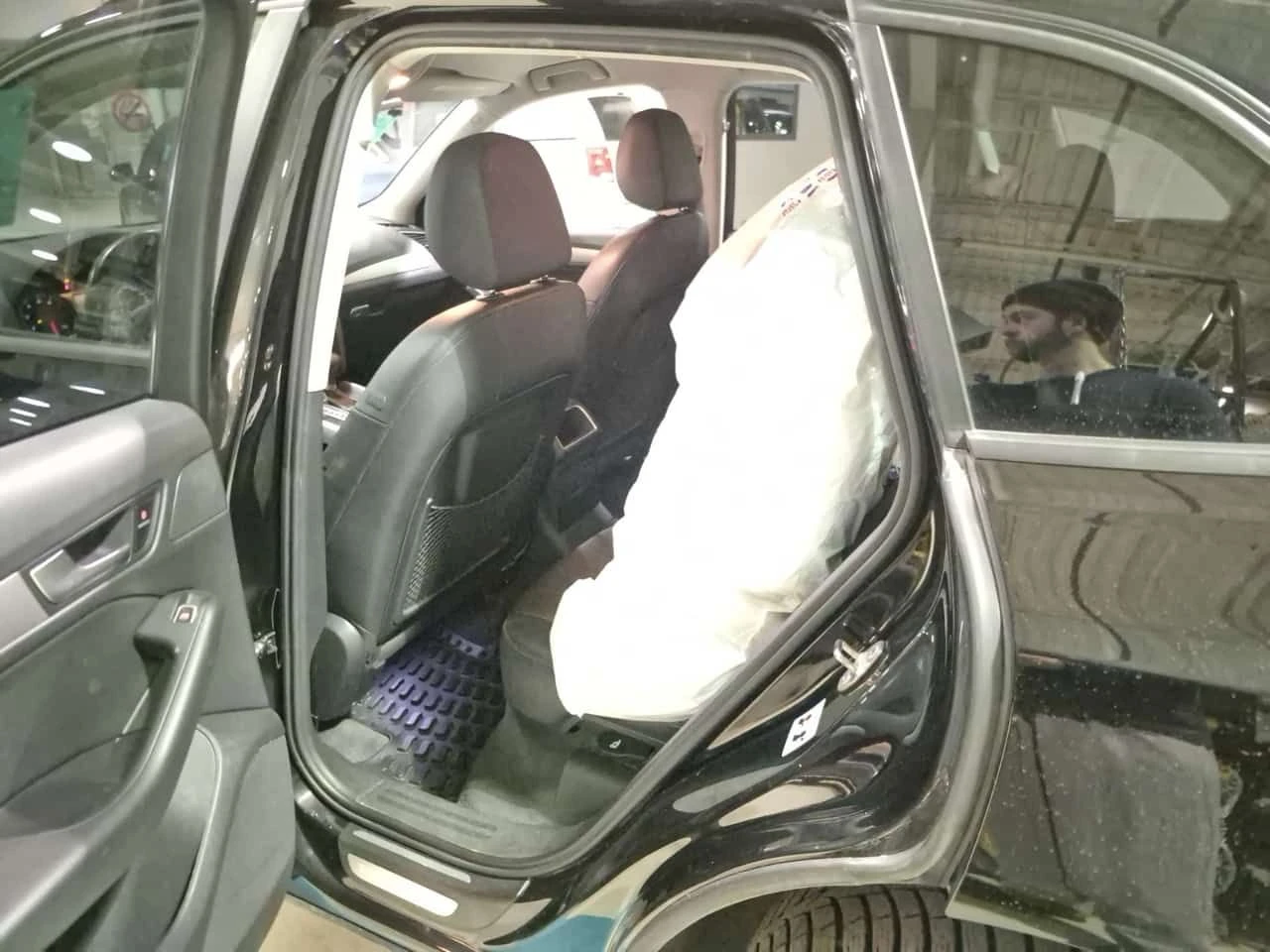 Audi Q5  | 2.0L KOMFORT | ПОДГРЕВИ | CARFAX, снимка 11 - Автомобили и джипове - 54041989