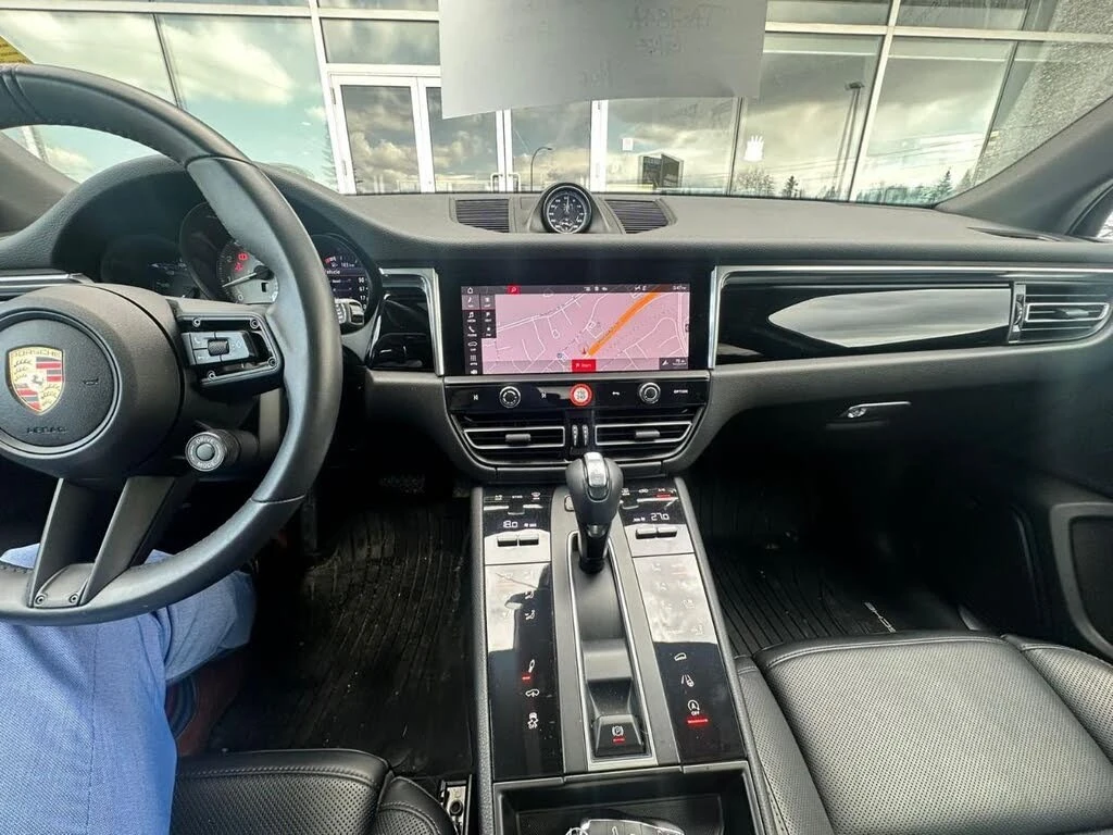 Porsche Macan S AWD* АвтоКредит* (ЦЕНА ДО БГ)* , снимка 13 - Автомобили и джипове - 54399467