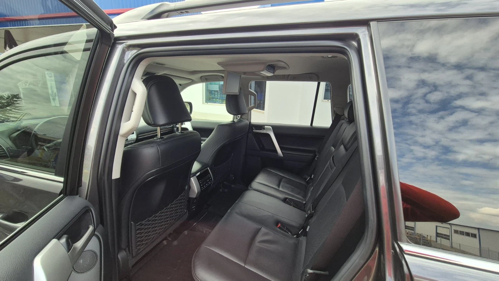 Toyota Land cruiser 150, снимка 13 - Автомобили и джипове - 54459008