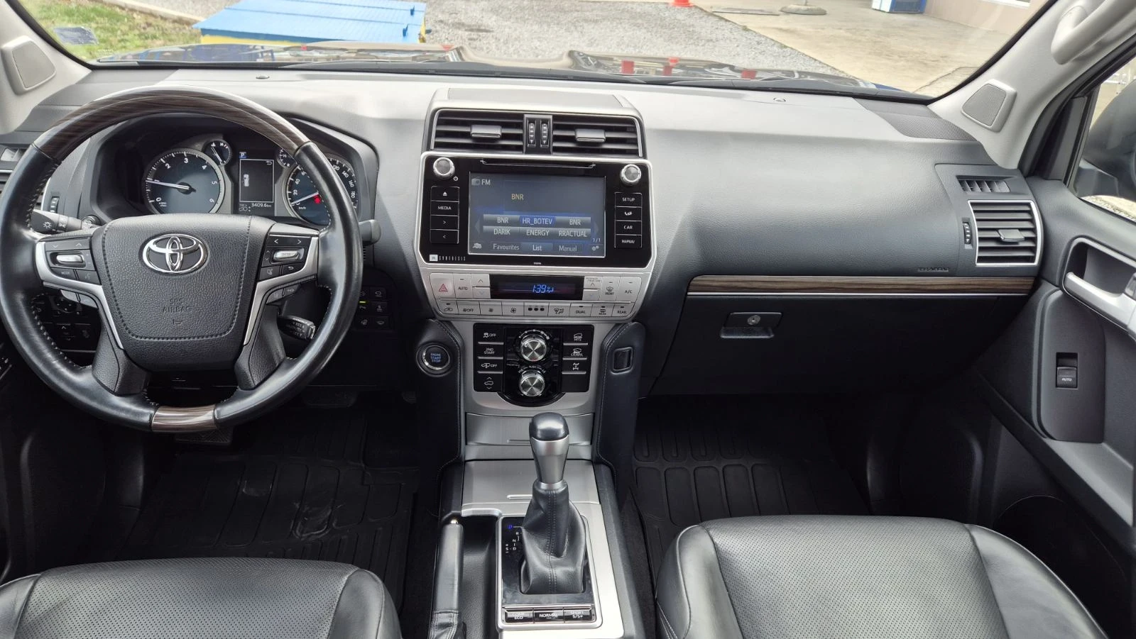Toyota Land cruiser 150, снимка 12 - Автомобили и джипове - 54459008