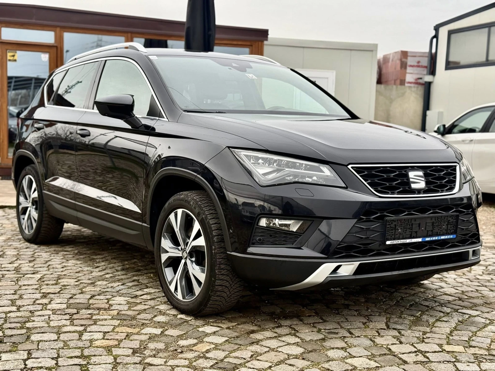 Seat Ateca 2.0 4x4 АВТОМАТИК XCELLENCE, снимка 7 - Автомобили и джипове - 54908863