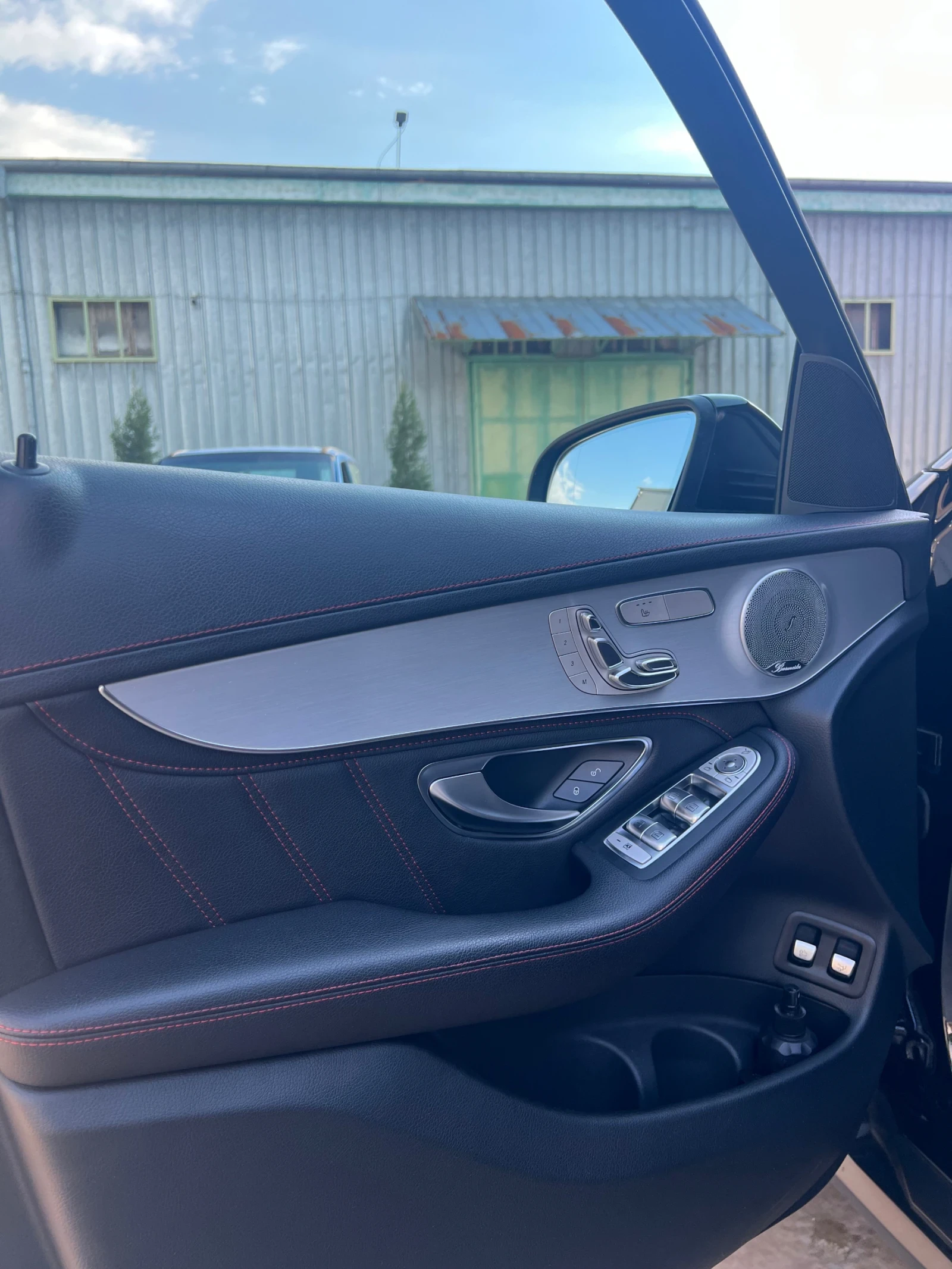 Mercedes-Benz GLC 43 AMG, снимка 10 - Автомобили и джипове - 55185872