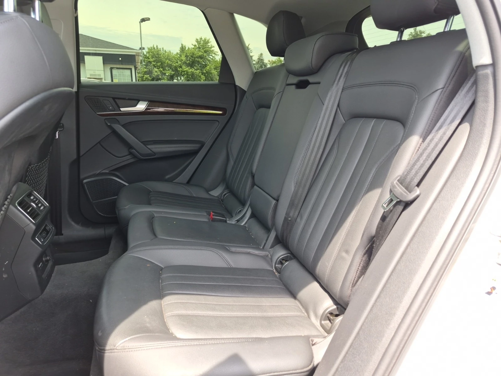 Audi Q5 PREMIUM PLUS * 2.0T * ПАНОРАМА * CARFAX * , снимка 8 - Автомобили и джипове - 55214224