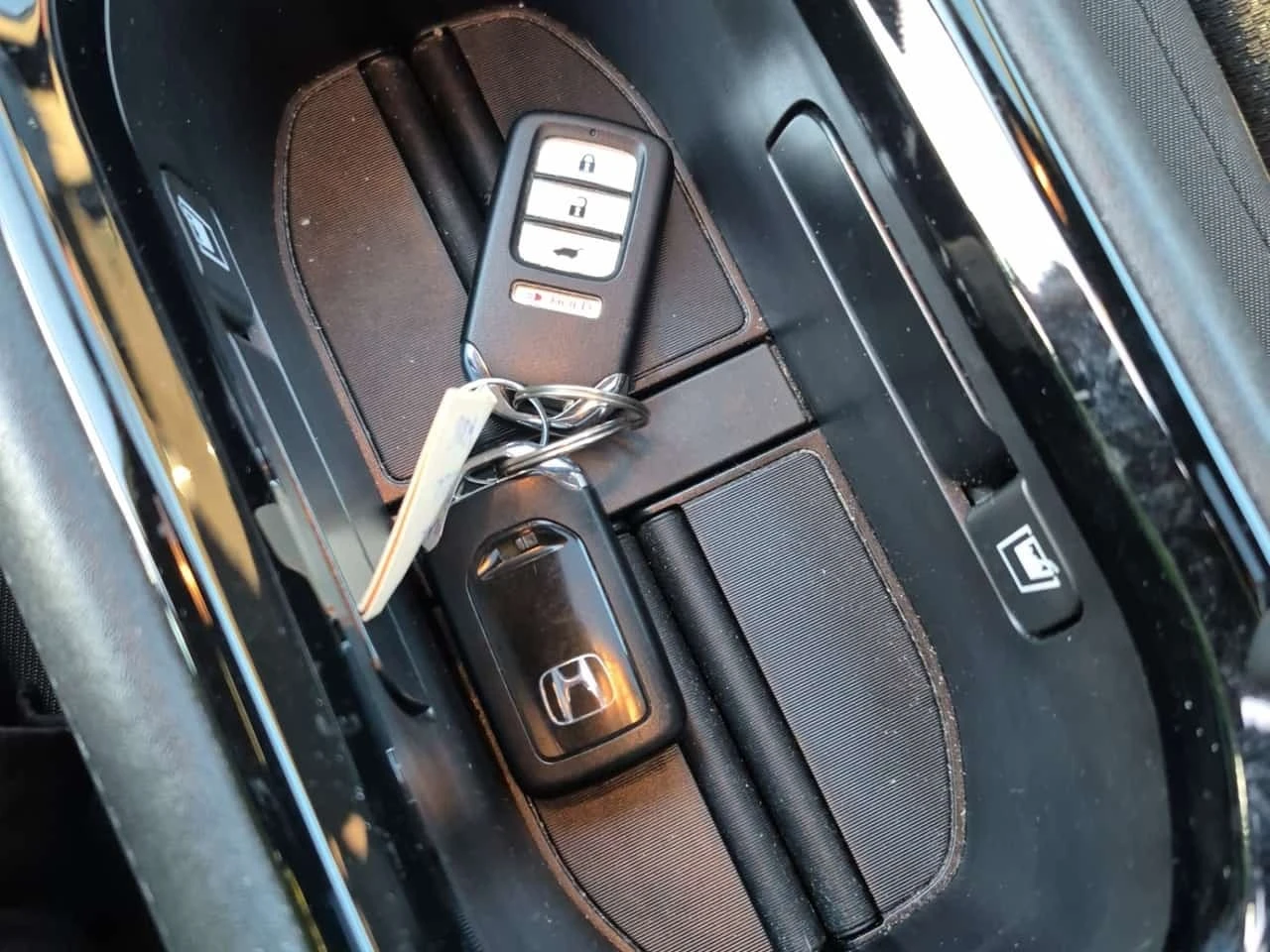 Honda Hr-v * SPORT * ����* 2 �����* CARFAX * ���������� | Mobile.bg � ����������� 8