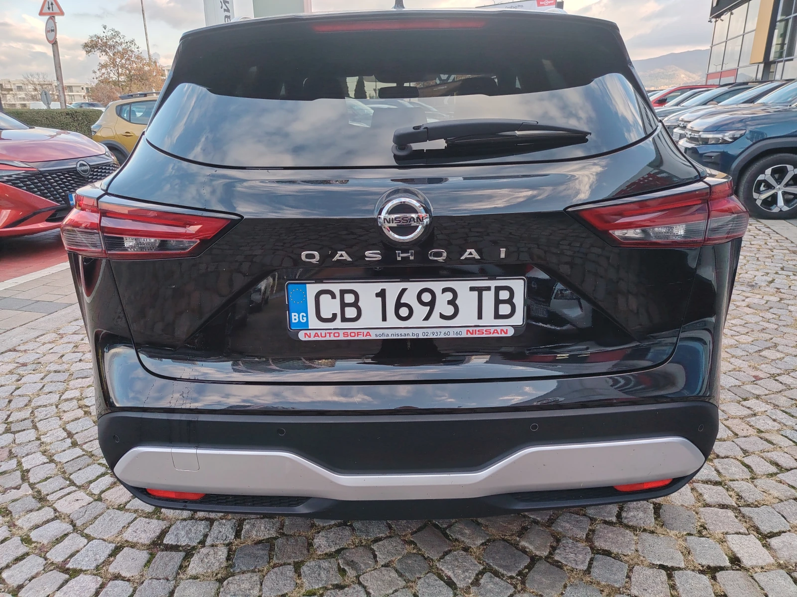 Nissan Qashqai TEkna, снимка 3 - Автомобили и джипове - 56711892