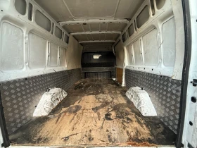 Ford Transit 2.4TDCI КЛИМАТИК 6 СКОРОСТИ, снимка 13