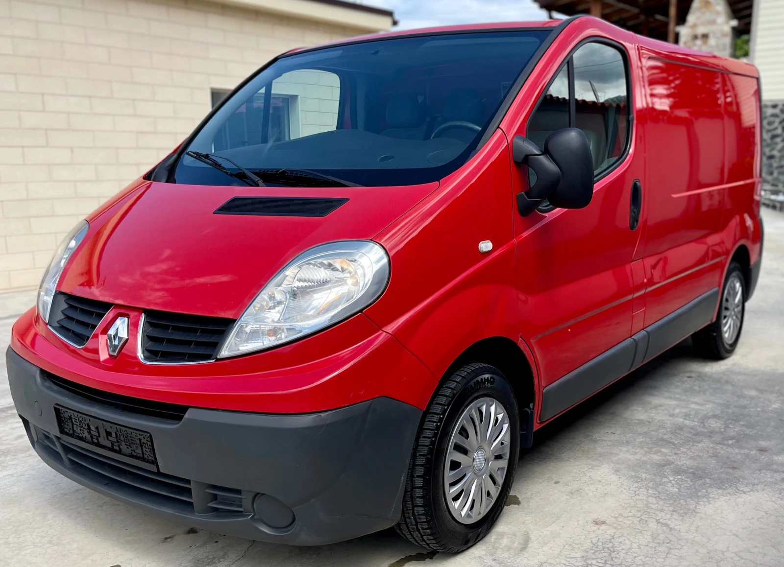 Renault Trafic 2.0 dCi  - изображение 2