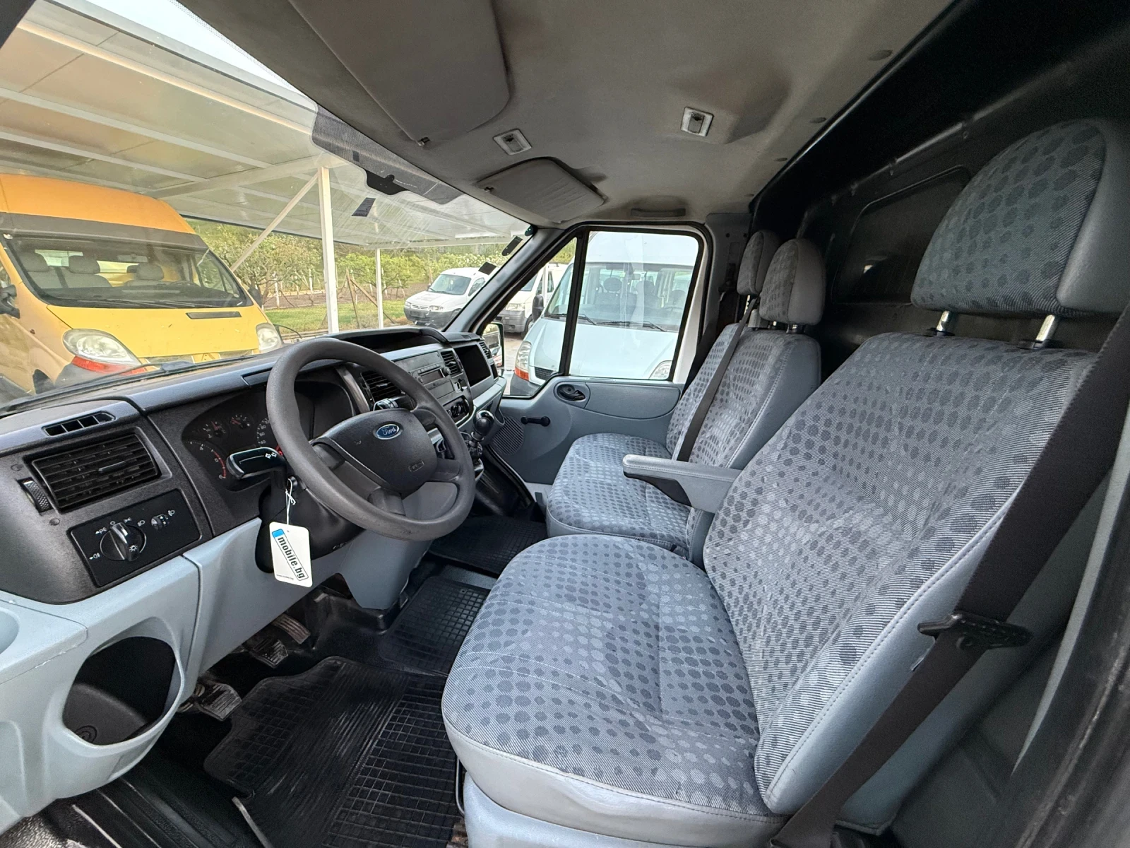 Ford Transit 2.4TDCI КЛИМАТИК 6 СКОРОСТИ, снимка 9 - Бусове и автобуси - 54341450