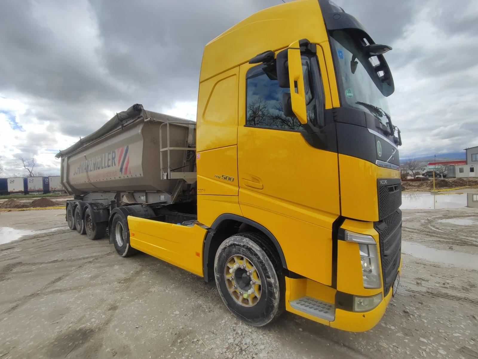 Volvo Fh ЦЕНАТА Е ЗА КОМПОЗИЦИЯ , снимка 2 - Камиони - 54080816
