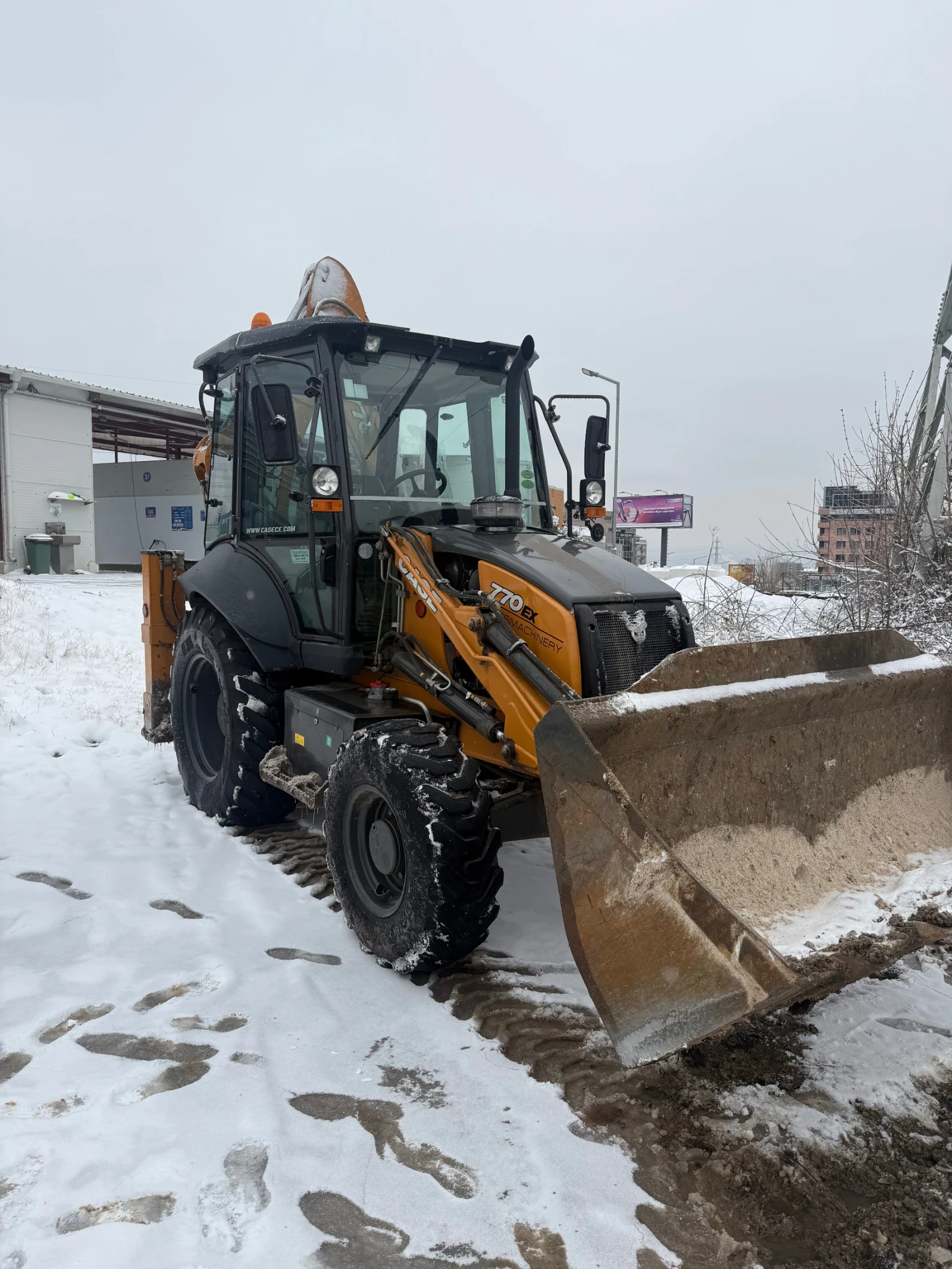 ����� Case 770�� | Mobile.bg � ����������� 5