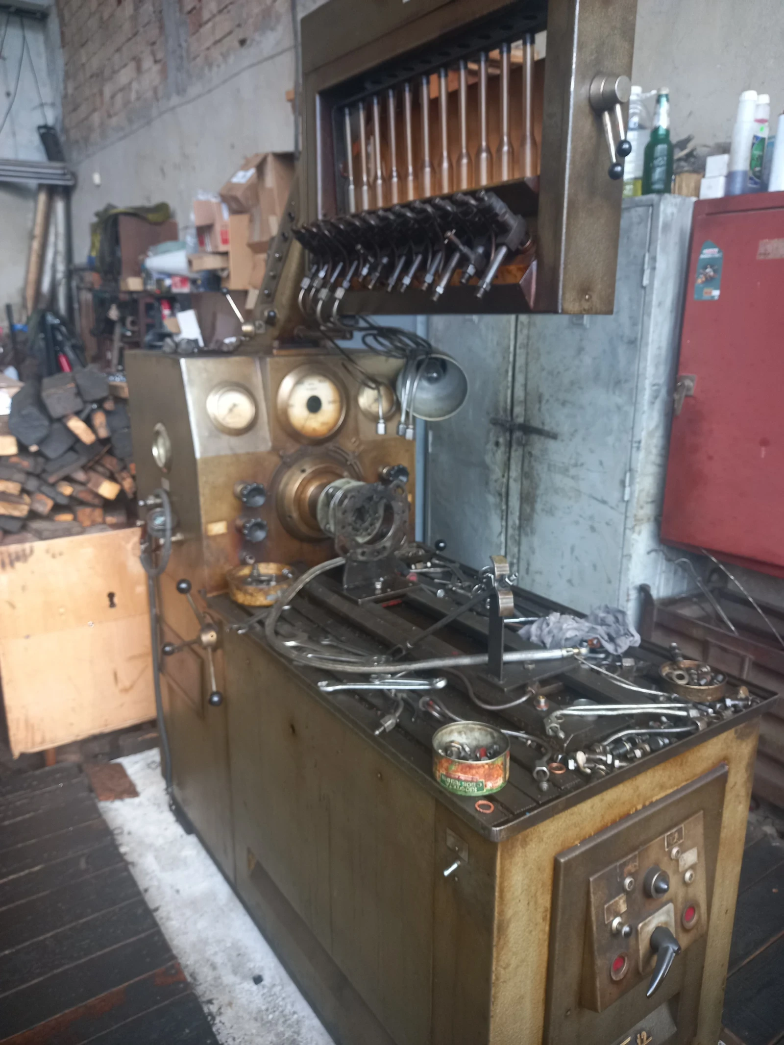 СТЕНД за регулировка на ГНП 12 цилиндров, снимка 3 - Части - 54147256