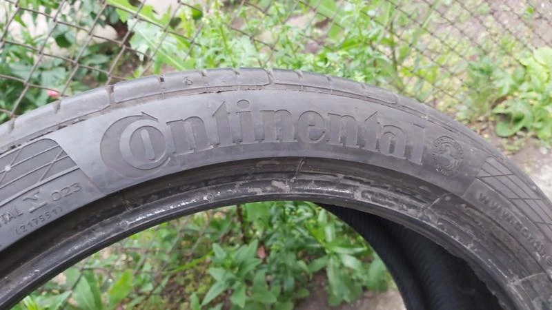 Гуми Летни 225/40R18, снимка 5 - Гуми и джанти - 29261240