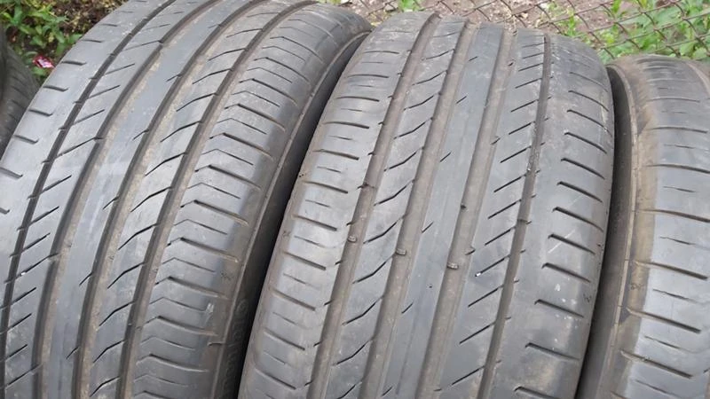 Гуми Летни 225/40R18, снимка 3 - Гуми и джанти - 29261240