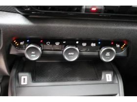 Citroen C4 Hybrid/145 ë-DCS6/Plus/136HP/CAM/ГАРАНЦИЯ/НОВ, снимка 9