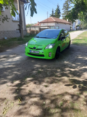 Toyota Prius WX30, снимка 1