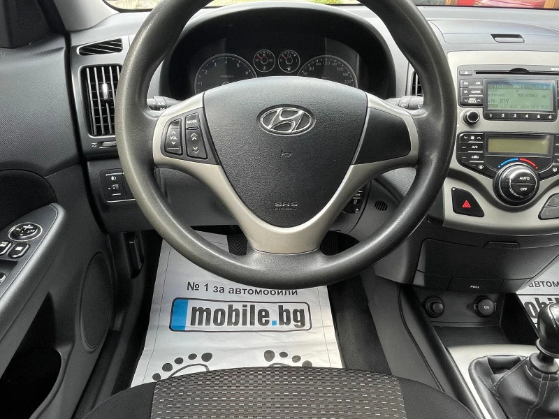 Hyundai I30 1.6 i A/C, снимка 12 - Автомобили и джипове - 47669844