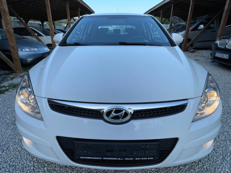 Hyundai I30 1.6 i A/C, снимка 1 - Автомобили и джипове - 47338145