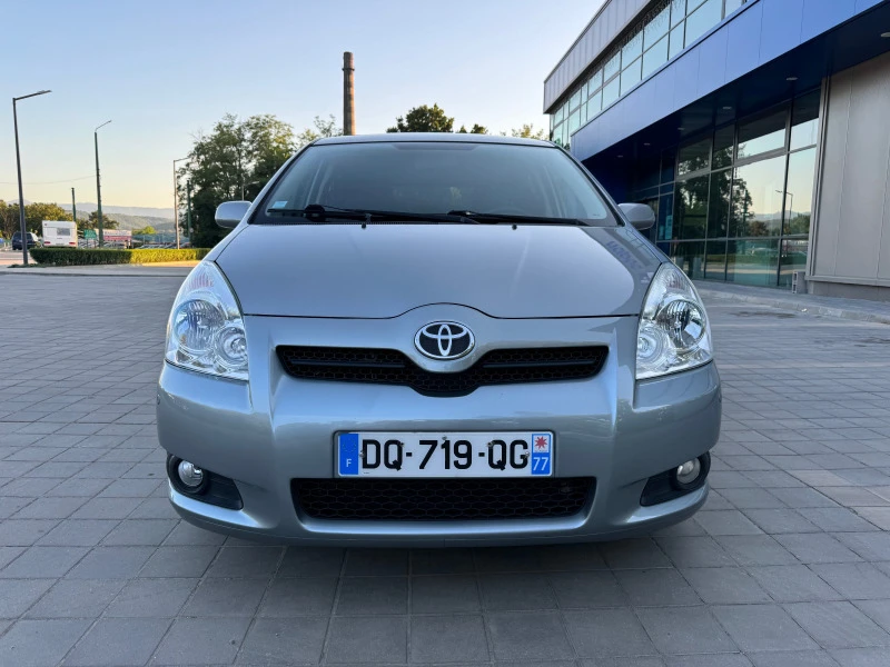 Toyota Corolla verso 2.2 D4D-136kc.6+ 1* Terra* 2009г.Klimatronik, снимка 2 - Автомобили и джипове - 46527780