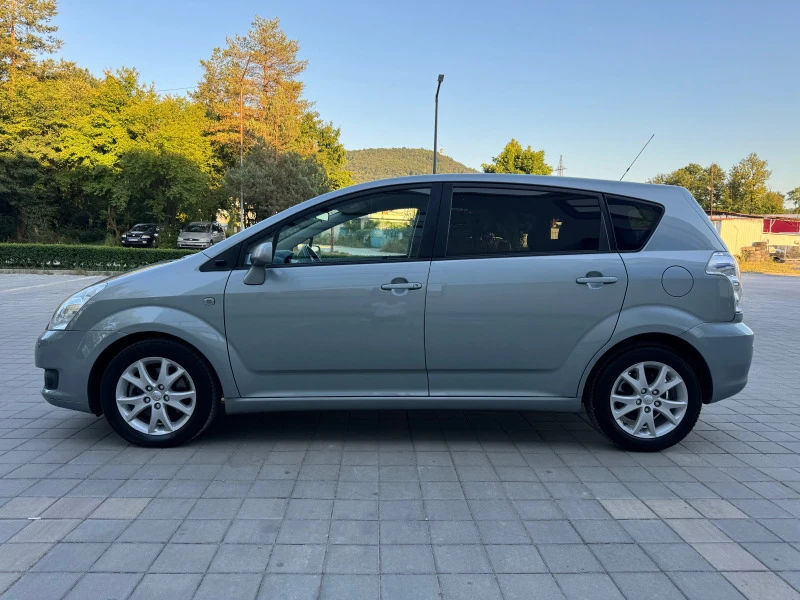 Toyota Corolla verso 2.2 D4D-136kc.6+ 1* Terra* 2009г.Klimatronik, снимка 4 - Автомобили и джипове - 46527780