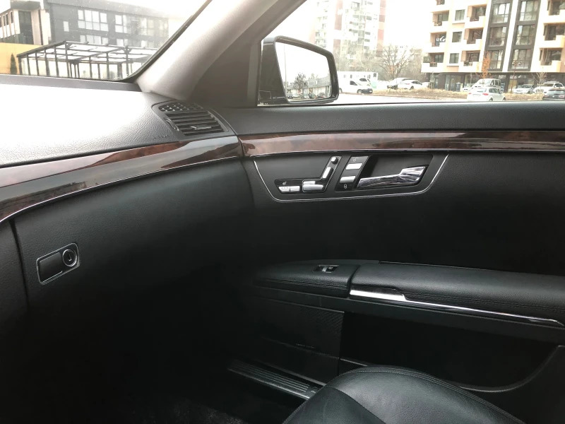 Mercedes-Benz S 350, снимка 12 - Автомобили и джипове - 49309864