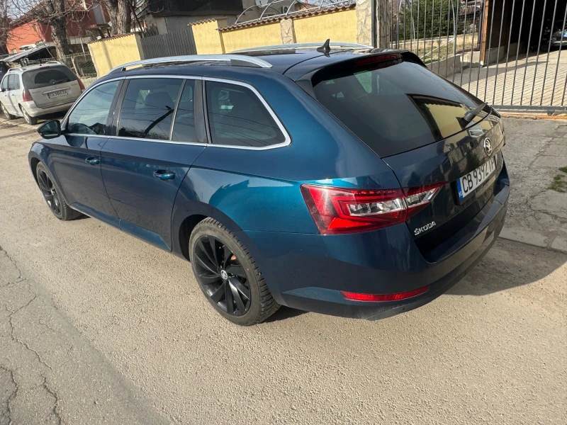 Skoda Superb, снимка 3 - Автомобили и джипове - 49507524