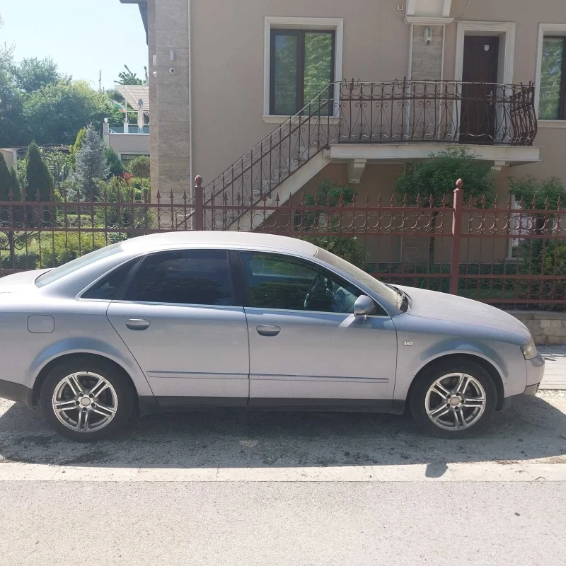 Audi A4, снимка 2 - Автомобили и джипове - 50174659