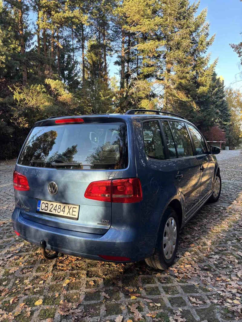 VW Touran, снимка 4 - Автомобили и джипове - 52371450
